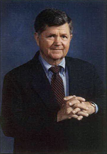 E. Ray Morris receives Engineer of Distinction Award from Tennessee Tech